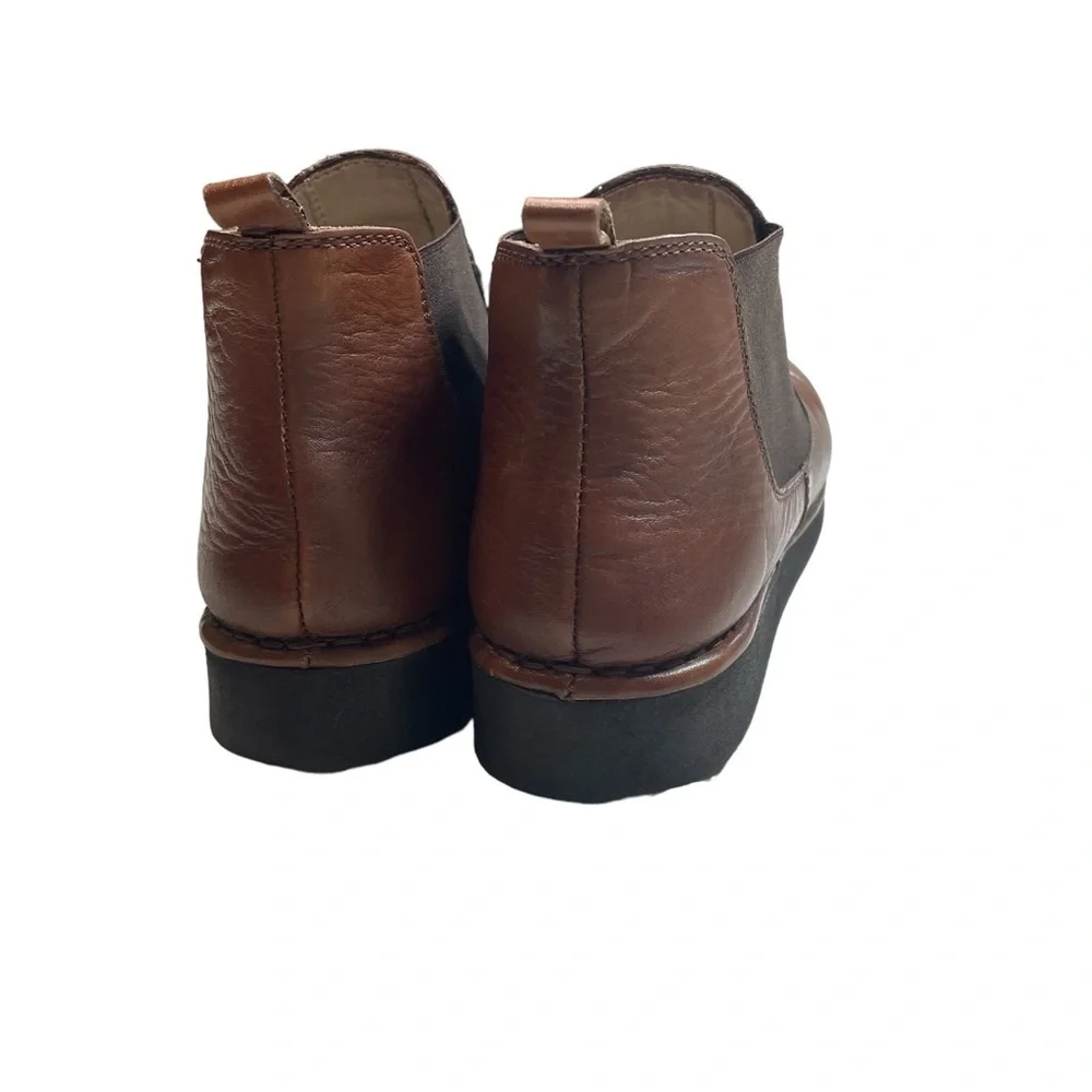 Sesto Meucci Pull On Boots Ankle Chelsea Round Toe Fall Casual Leather